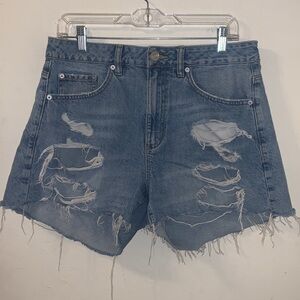 🎁Like New Garage blue distressed mom jean shorts- Medium 9/29